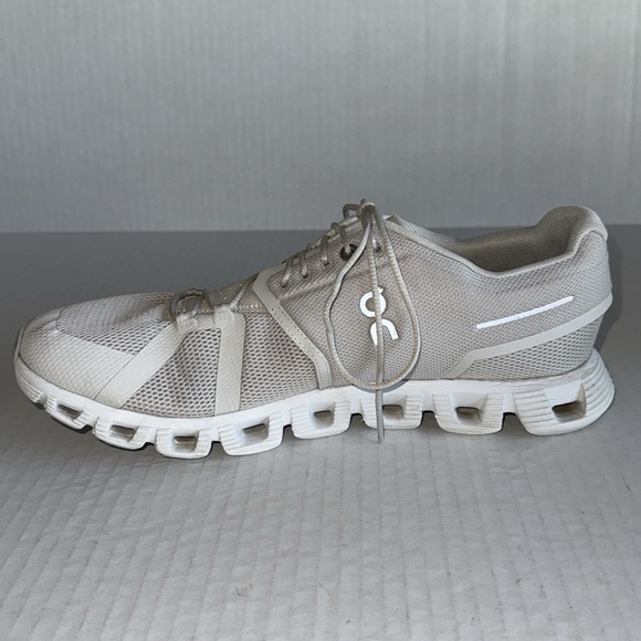 On Running Cloud Sneakers - Picture 7 of 13